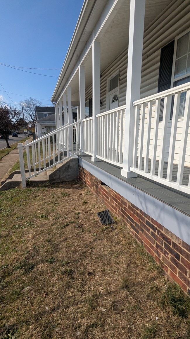 Building Photo - 3059 Midlothian Tpke