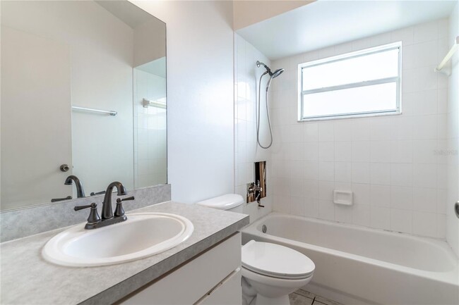 Building Photo - 206 Panorama Dr