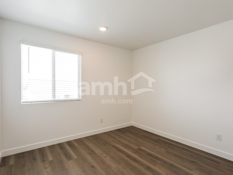 Building Photo - 13144 N Serenity Vly Dr