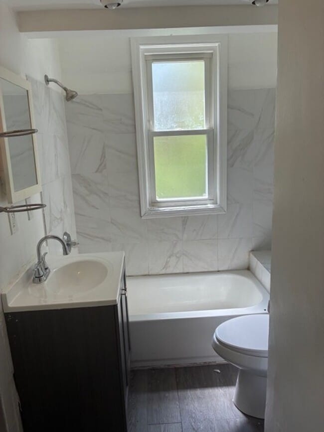 Building Photo - Spacious Living! Near Highway! Private Vibes!
