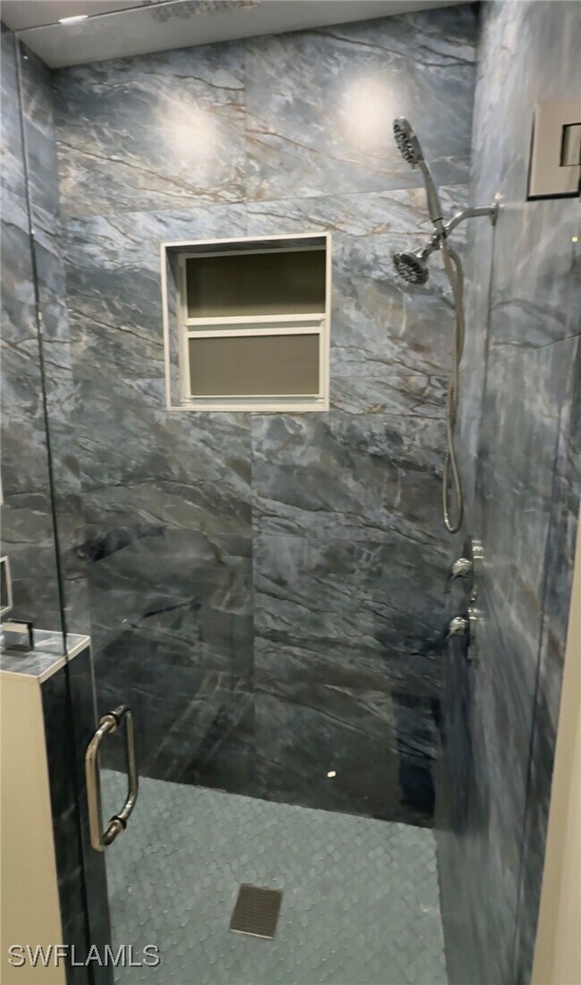 Building Photo - 751 Milano Ave S