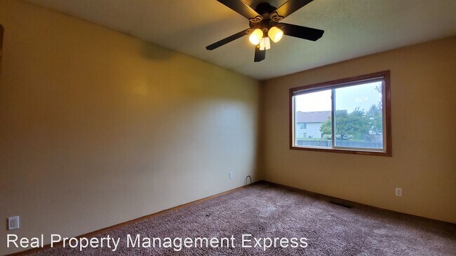 Building Photo - 4 br, 2 bath House - 7112 W Strabane St