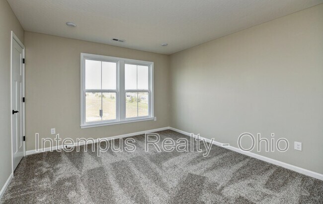 Building Photo - 1003 Beehive Grv