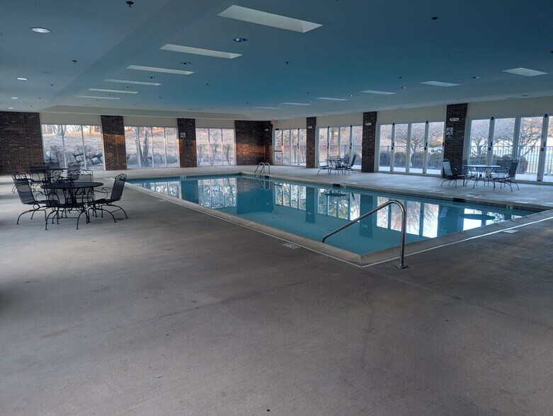 Building Photo - 104 Clubhouse Ln