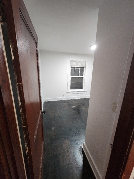 Building Photo - 3207 N Main St