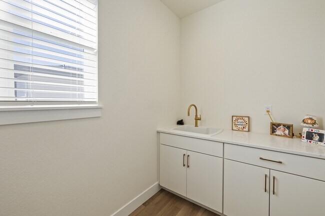 Building Photo - 9557 Carcassonne Pl