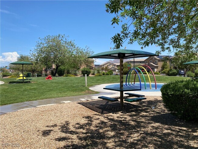 Building Photo - 4821 Longshot Dr