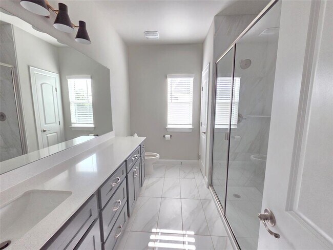 Building Photo - 600 C-Bar Ranch Trl