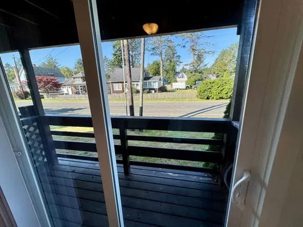 Building Photo - 1208 34 St