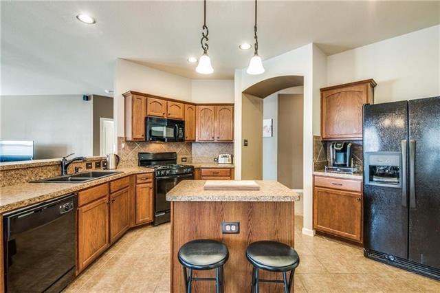 Building Photo - 9613 Zaharias Dr