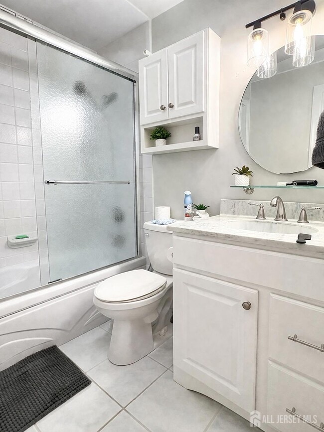 Building Photo - 4910 Ravens Crest Dr