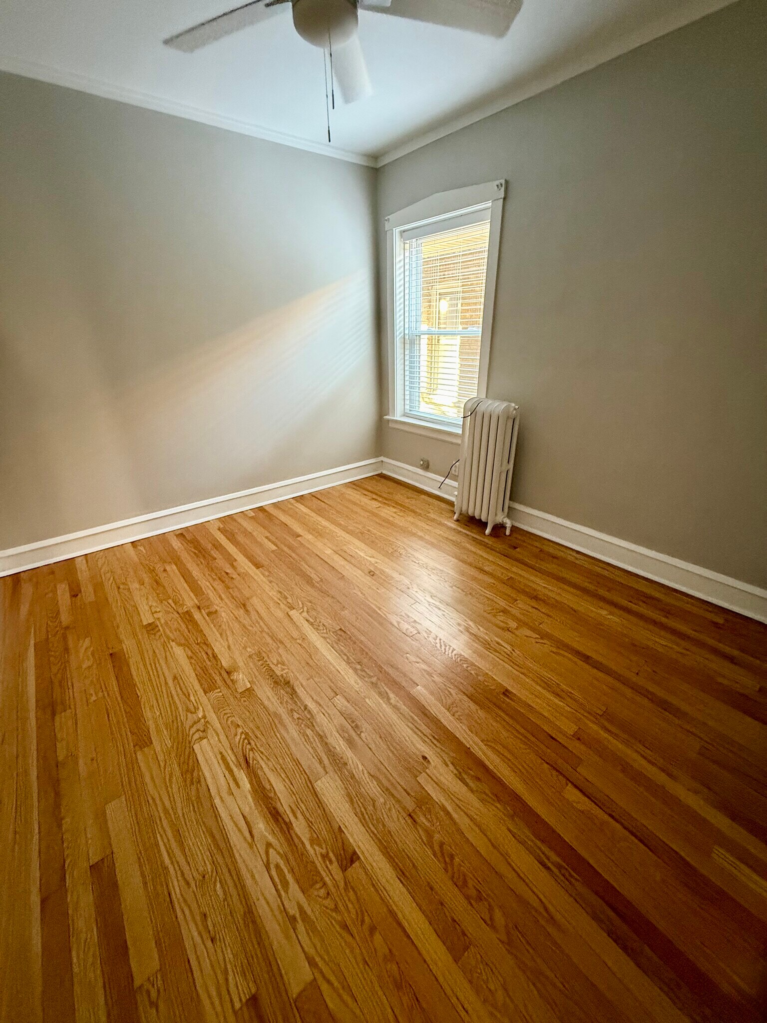 Bedroom 1 - 5336 W Dakin St