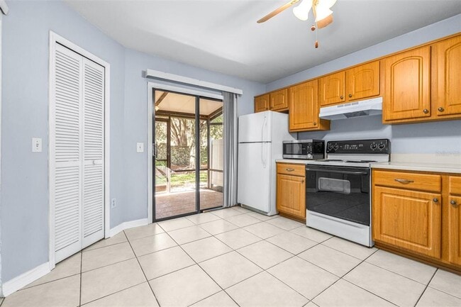 Building Photo - 5100 Burchette Rd