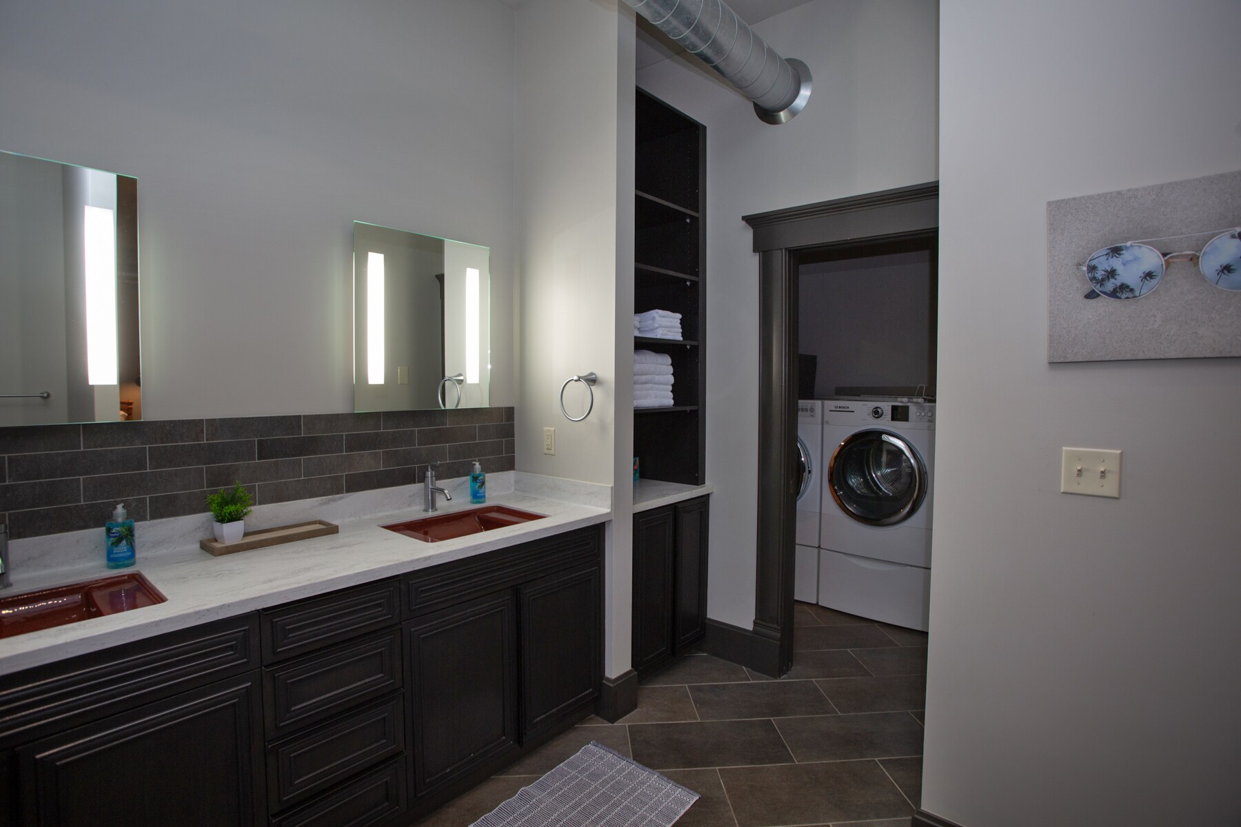 Master bath - 225 E Blaine Ln