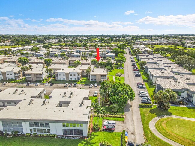 Building Photo - 407 Piedmont I