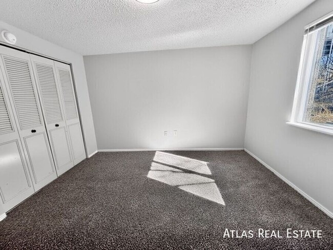 Building Photo - 461 El Paso Blvd