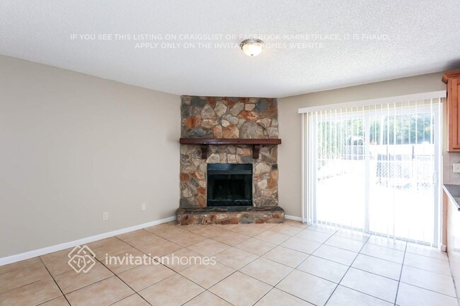 Building Photo - 821 Sunridge Point Dr