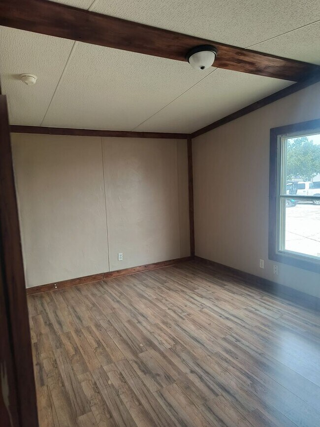Building Photo - 4117 Gloria Ct