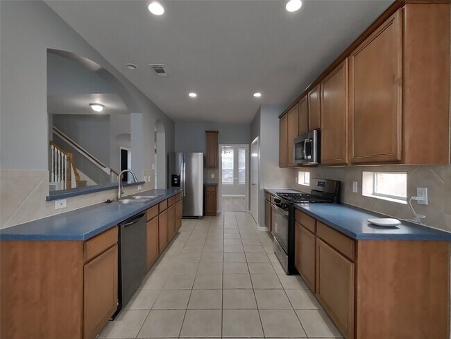 Building Photo - 7506 Parkcross Pl