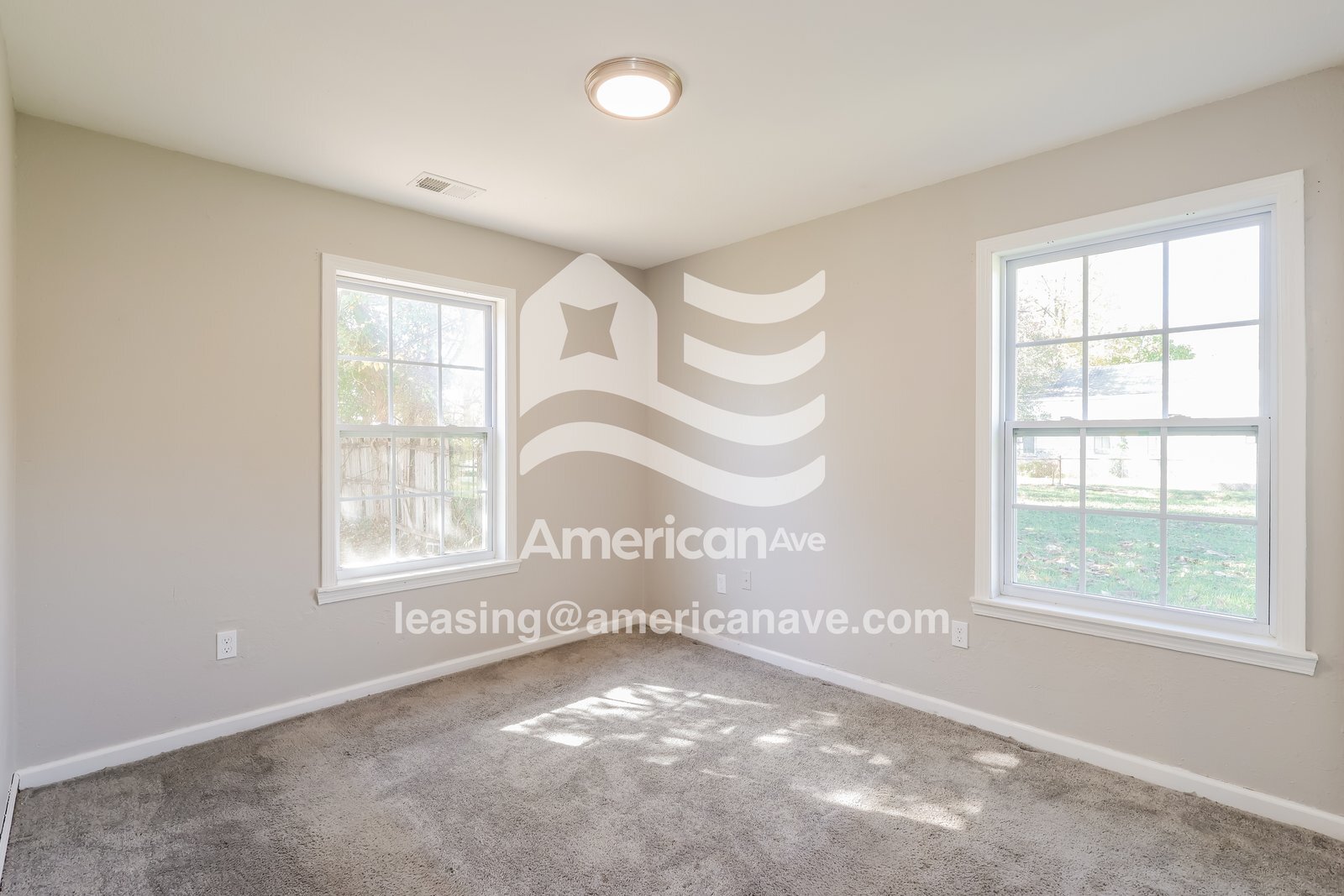 Building Photo - 2218 W Madison St