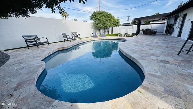 Building Photo - 8240 E Turney Ave