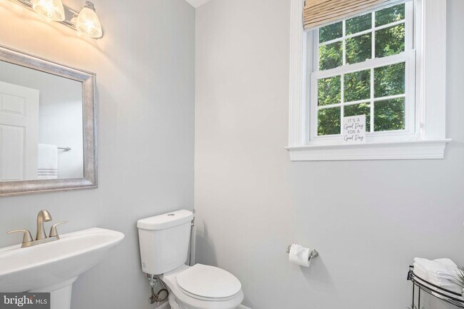 Building Photo - 12980 Highland Oaks Ct