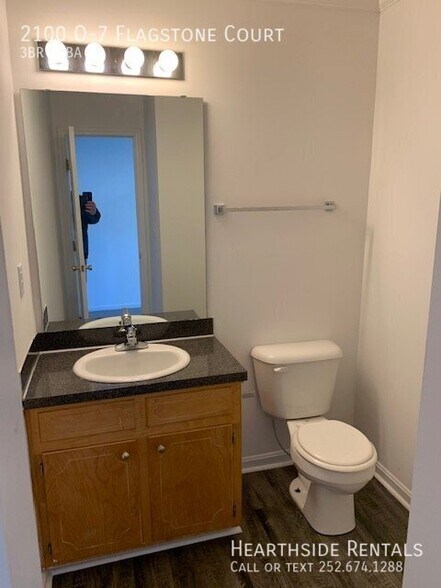 Building Photo - 2100-2O-7 Flagstone Ct