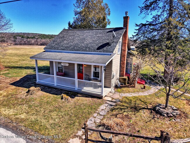 Building Photo - 101 Garcia Ln