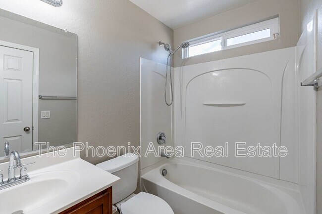 Building Photo - 28214 N Quartz Way