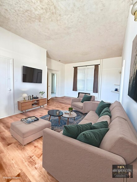 Staged - 132 Merrick Rd
