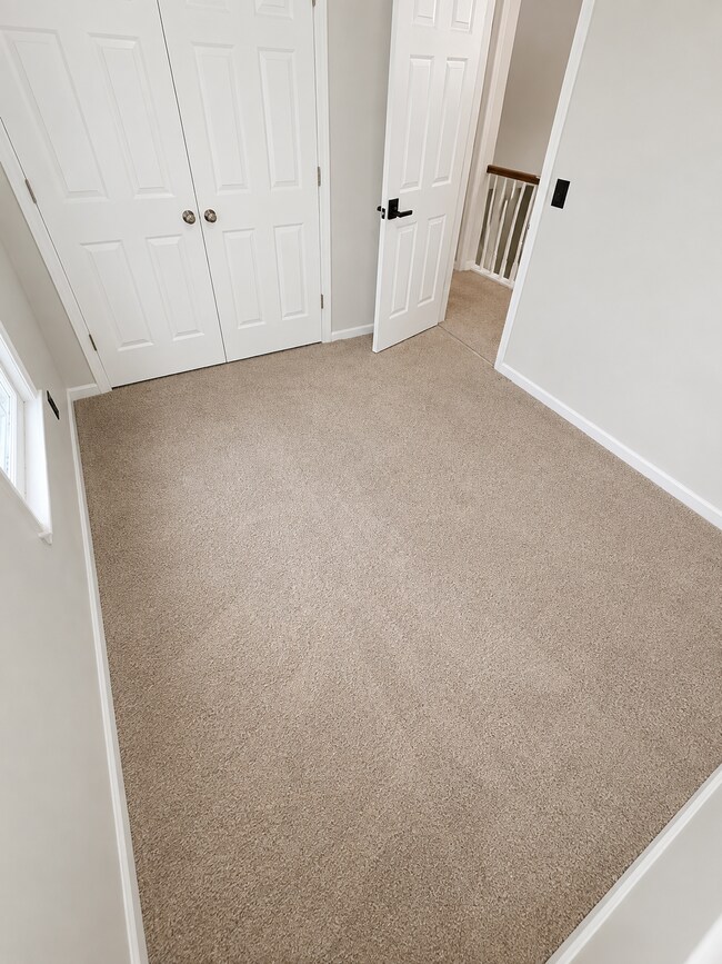 Building Photo - Private Room for Rent in a Shared Home!