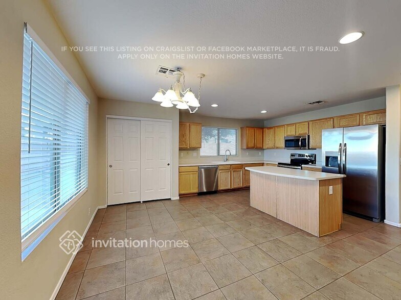 Building Photo - 3544 N Tirol Cir