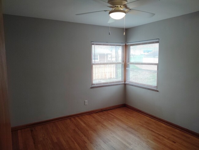 Spacious bedrooms - 6475 Ridge Rd.