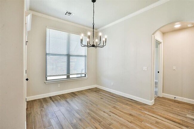 Building Photo - 9301 SW 44th Terrace