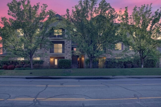 Building Photo - 203 N 1200 W