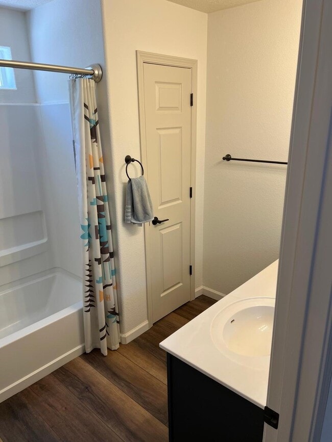 Building Photo - 1943 Busher St SE