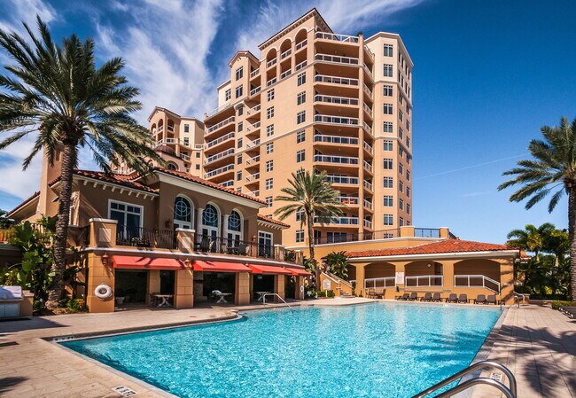 Building Photo - 521 Mandalay Ave