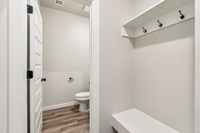 Building Photo - 19506 Molly Dr