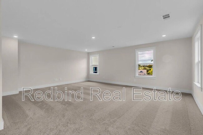 Building Photo - 911 Heatherfield Ln