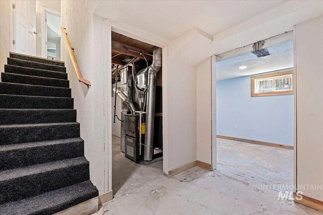 Building Photo - Renovated Nampa Home