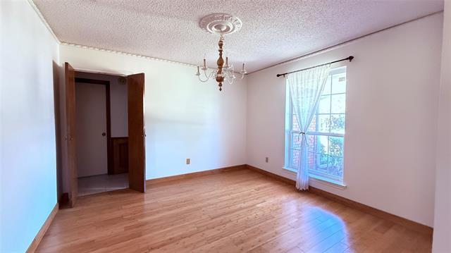 Building Photo - 4020 Mcclary Dr