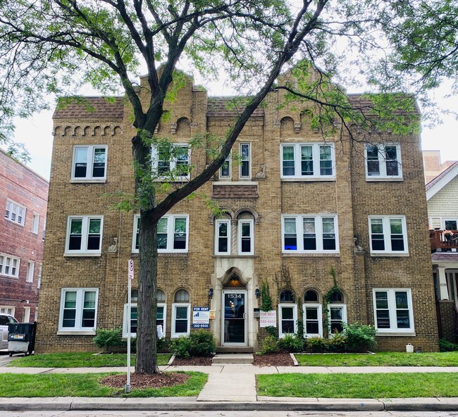 Primary Photo - Humboldt Apartments