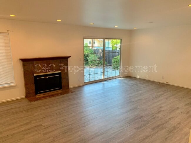 Building Photo - 1699 S Blaney Ave