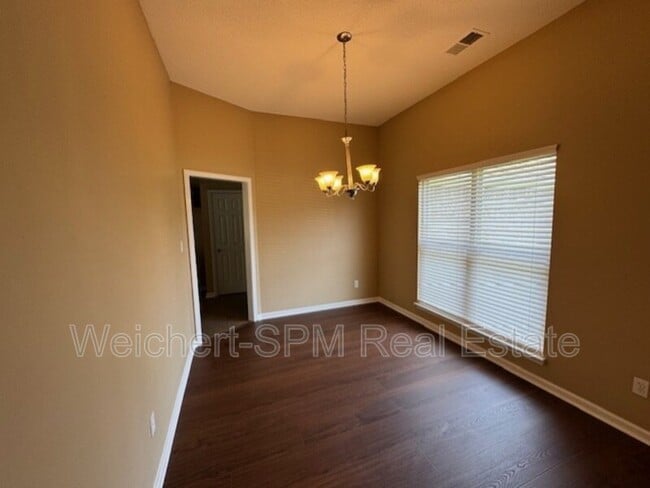 Building Photo - 22 Stockton Cove