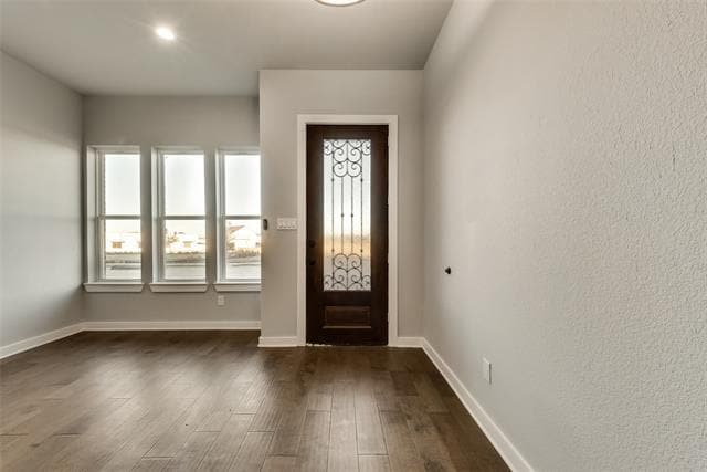Building Photo - 5827 Rivendell Dr