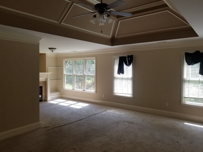 Building Photo - 2209 Talbott Ct