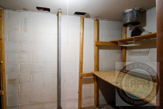 Building Photo - 12317 Weir St