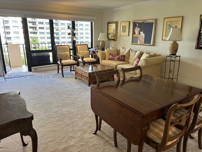 Building Photo - 4900 N Ocean Dr
