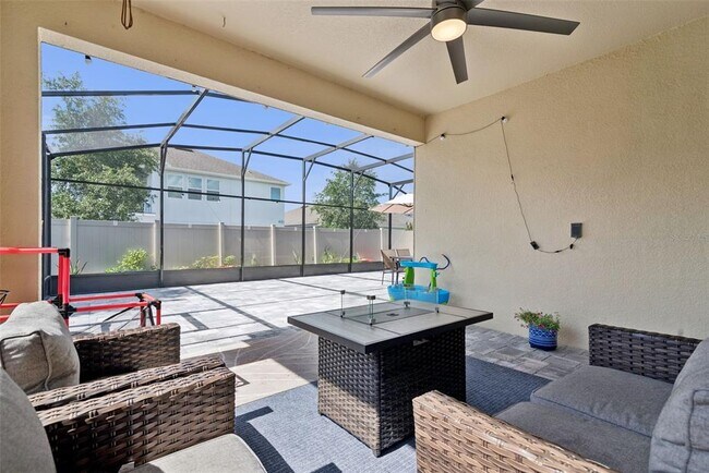 Building Photo - 2615 Pinyonpine Ln
