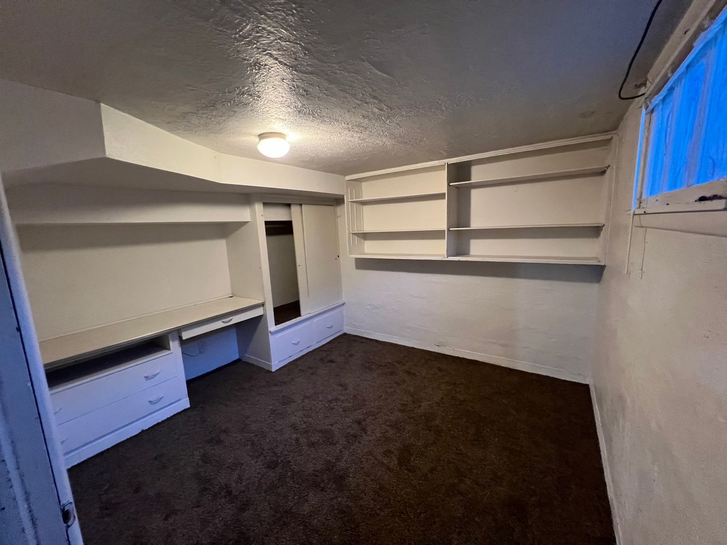 Building Photo - 816 15th St